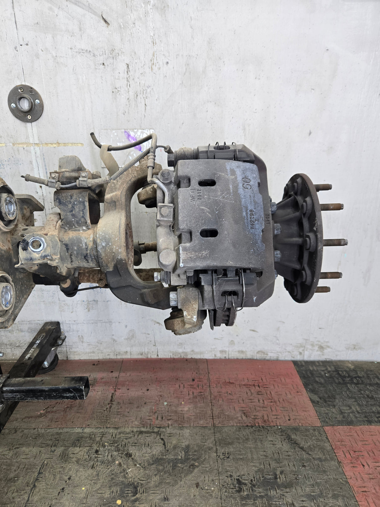 2005-2016 Ford Super Duty F450 F550 FRONT Axle 2wd