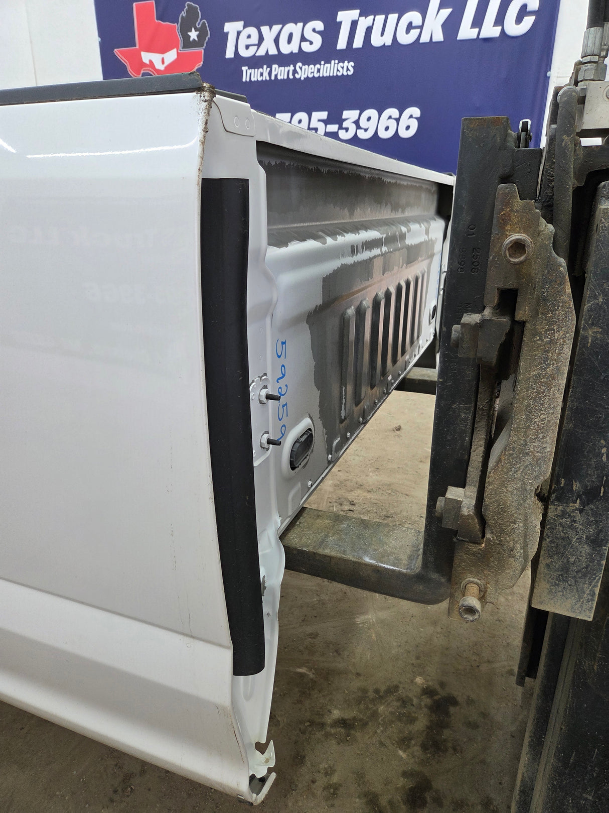 2017-2022 Ford Super Duty F350 F450 F550 8' Dually Bed