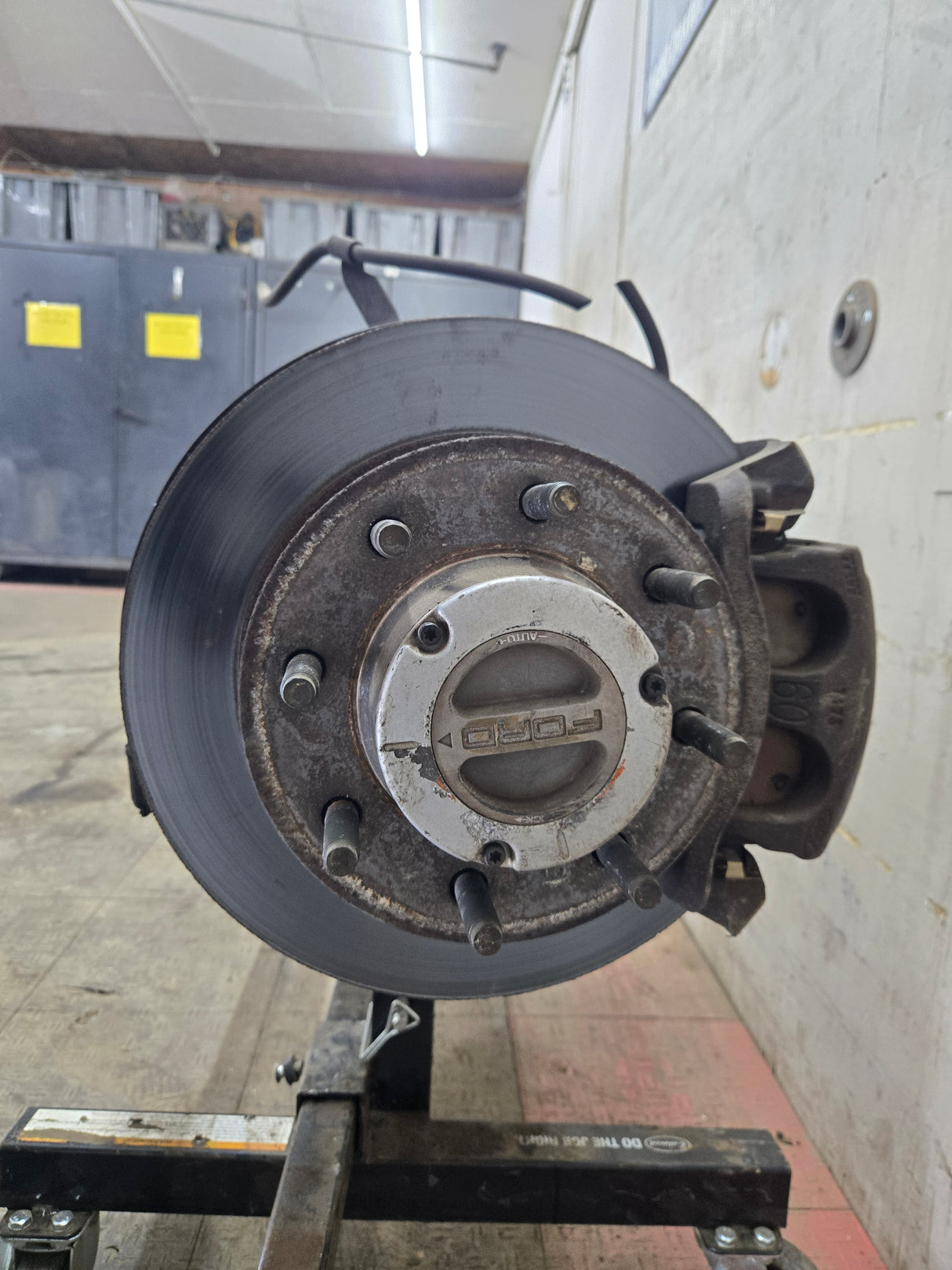2005-2010 Ford Super Duty F350 DRW Dually FRONT Axle 3.73 Gear Ratio