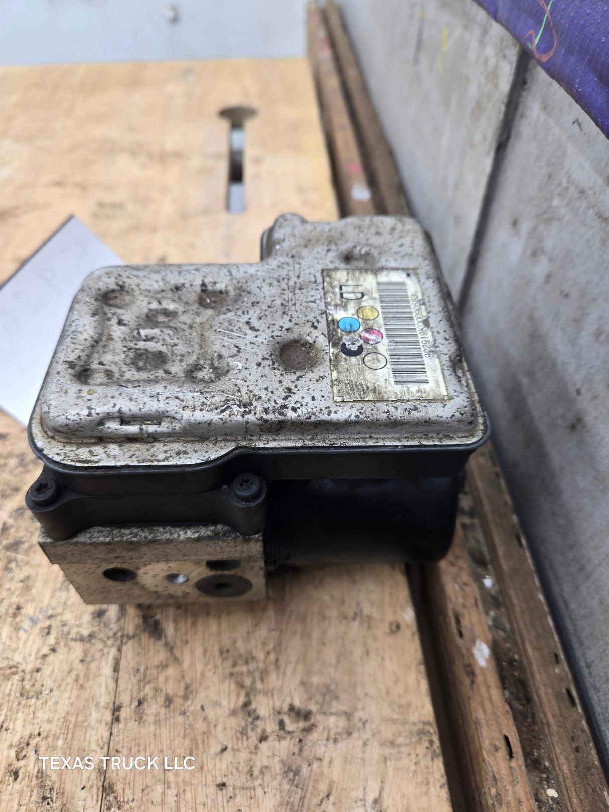 2003-2006 Chevrolet Silverado GMC ABS Pump Module Control Assembly - 13567146