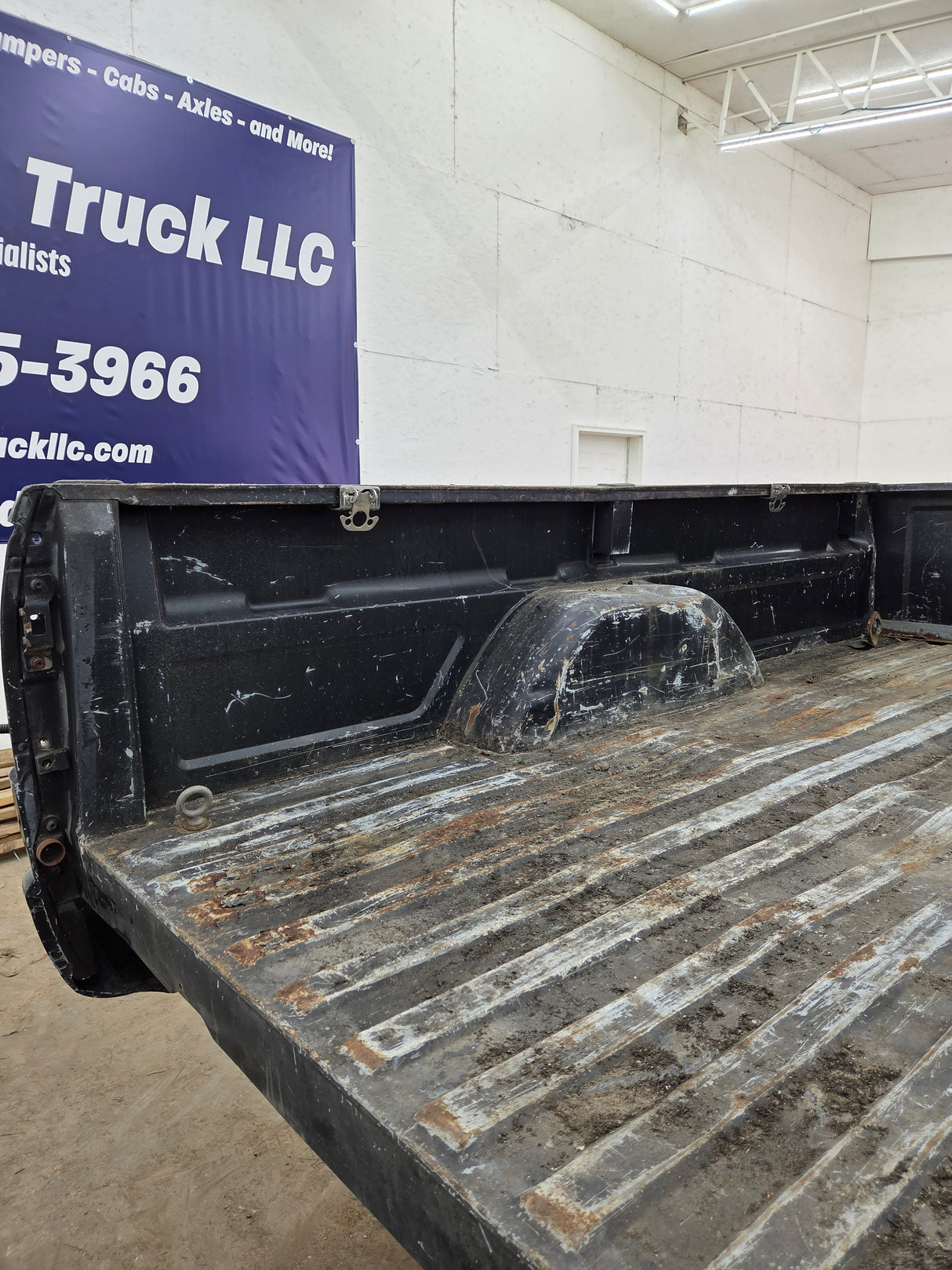 1988-2000 Chevrolet Silverado / GMC Sierra 3500 OBS 8' Dually Truck Bed - Black
