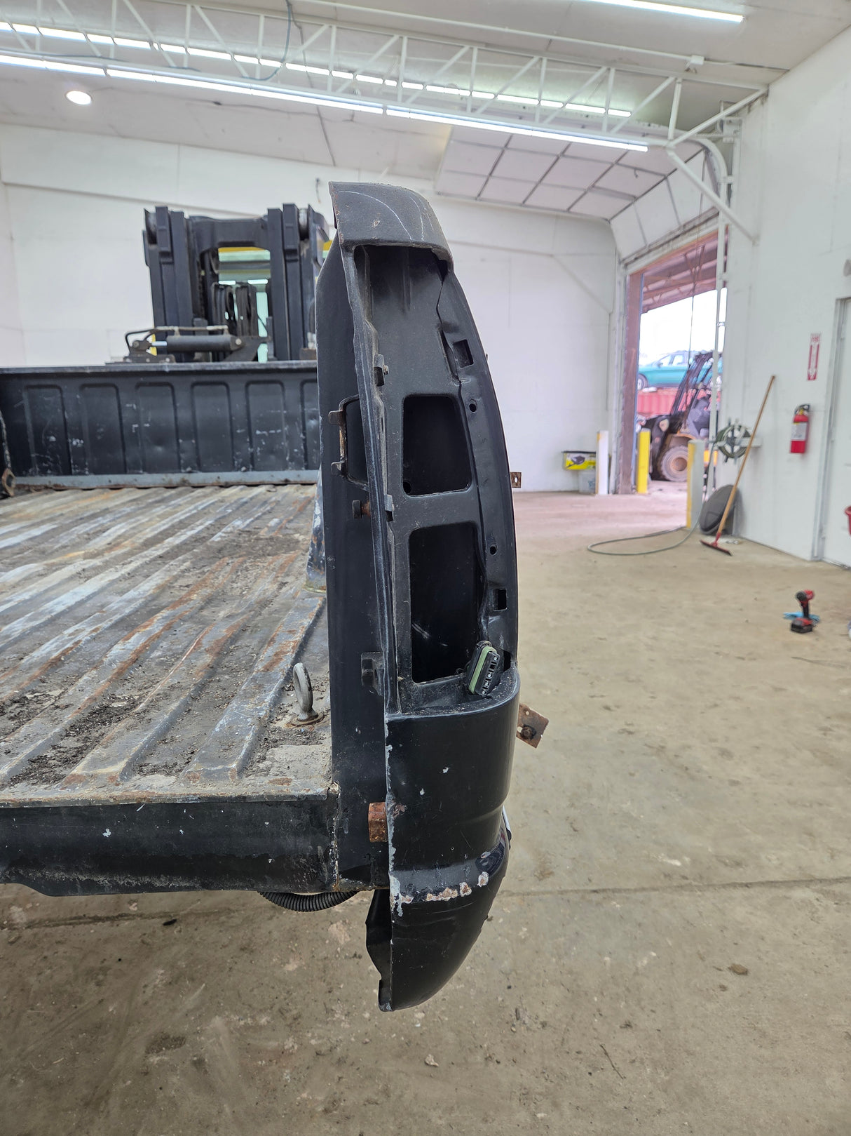 1988-2000 Chevrolet Silverado / GMC Sierra 3500 OBS 8' Dually Truck Bed - Black