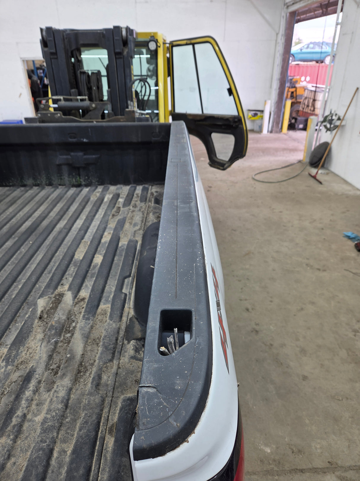2014-2019 Chevrolet Silverado 1500 2500HD 3500HD 8' Long Truck Bed