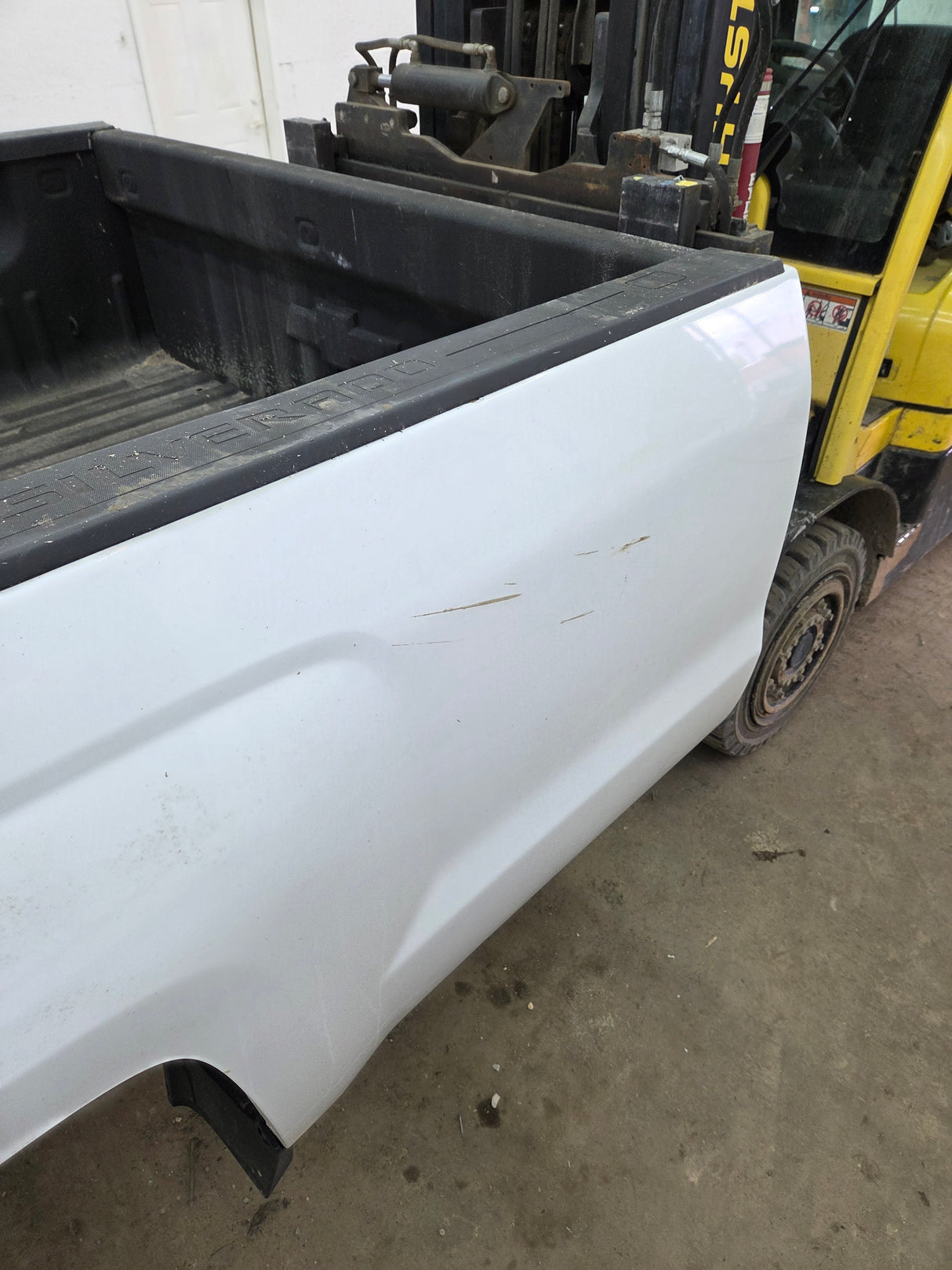2014-2019 Chevrolet Silverado 1500 2500HD 3500HD 8' Long Truck Bed