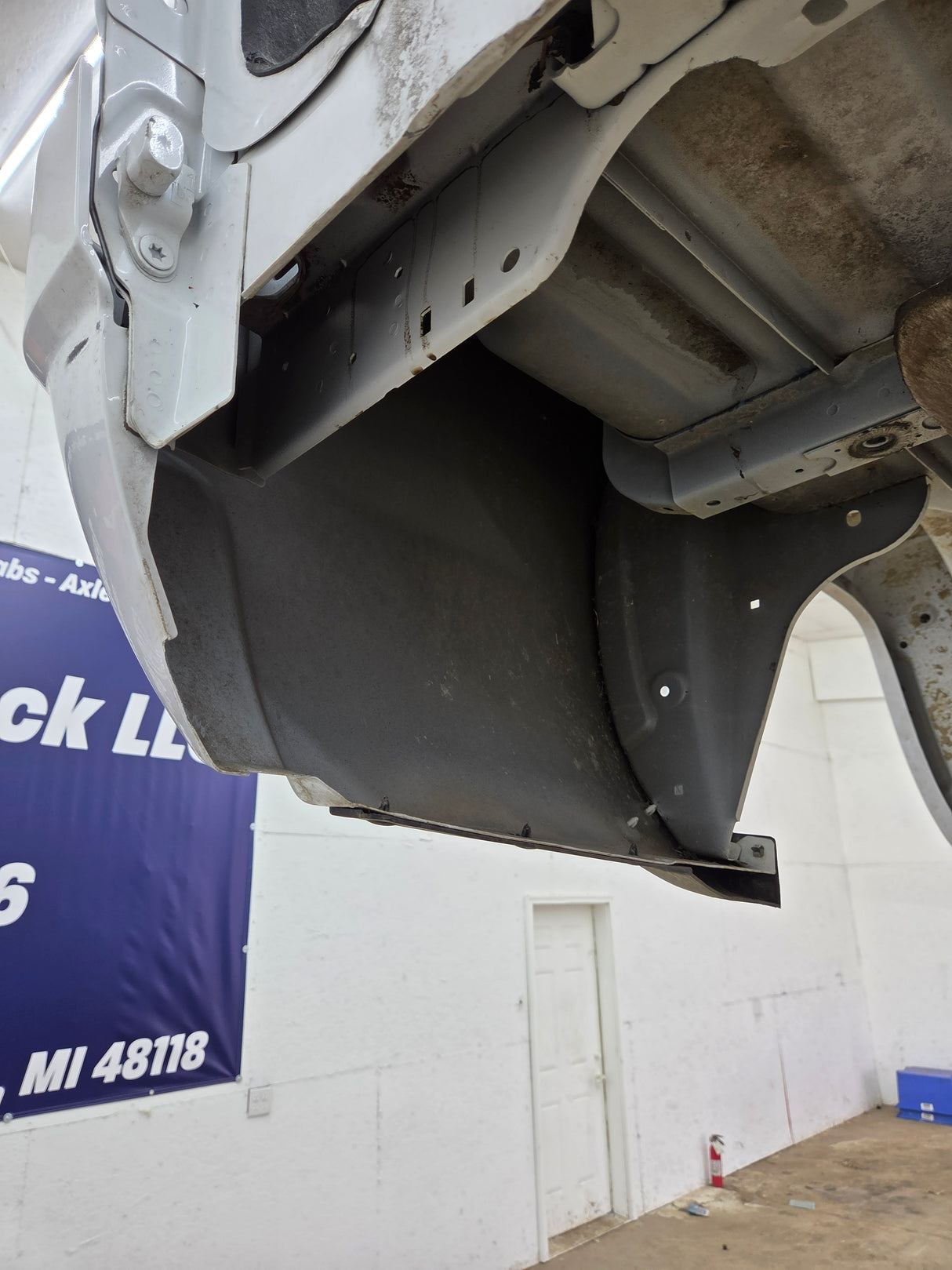 2014-2019 Chevrolet Silverado 1500 2500HD 3500HD 8' Long Truck Bed