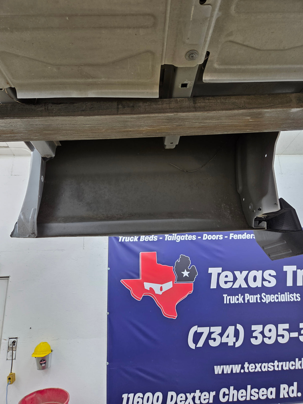 2014-2019 Chevrolet Silverado 1500 2500HD 3500HD 8' Long Truck Bed