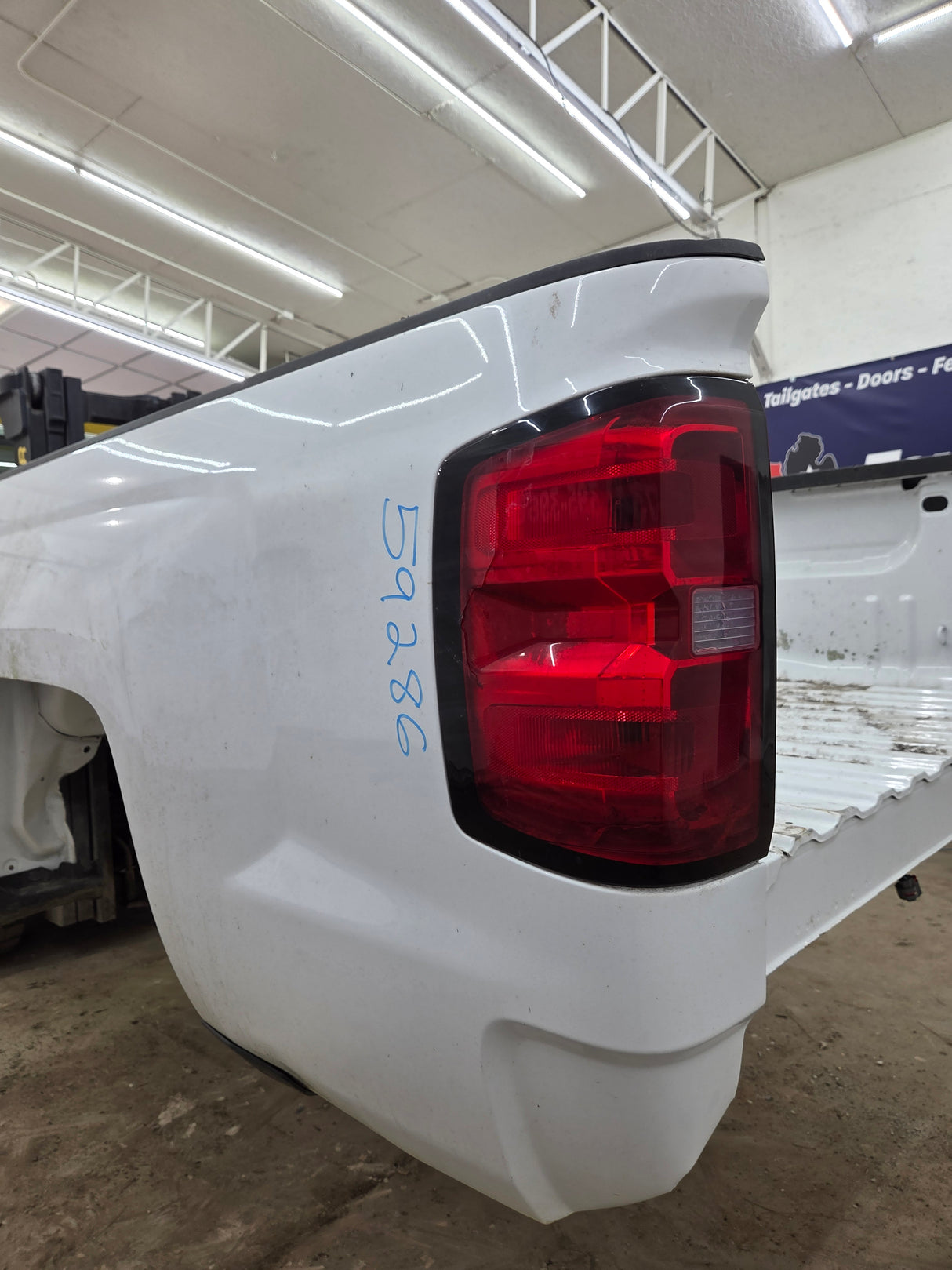 2014-2019 Chevrolet Silverado 1500 2500 3500 HD 8' Long Truck Bed