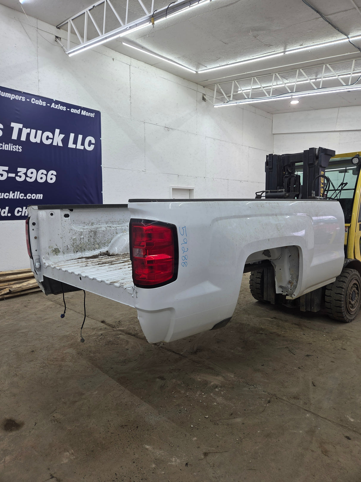 2014-2019 Chevrolet Silverado 1500 2500 3500 HD 8' Long Truck Bed