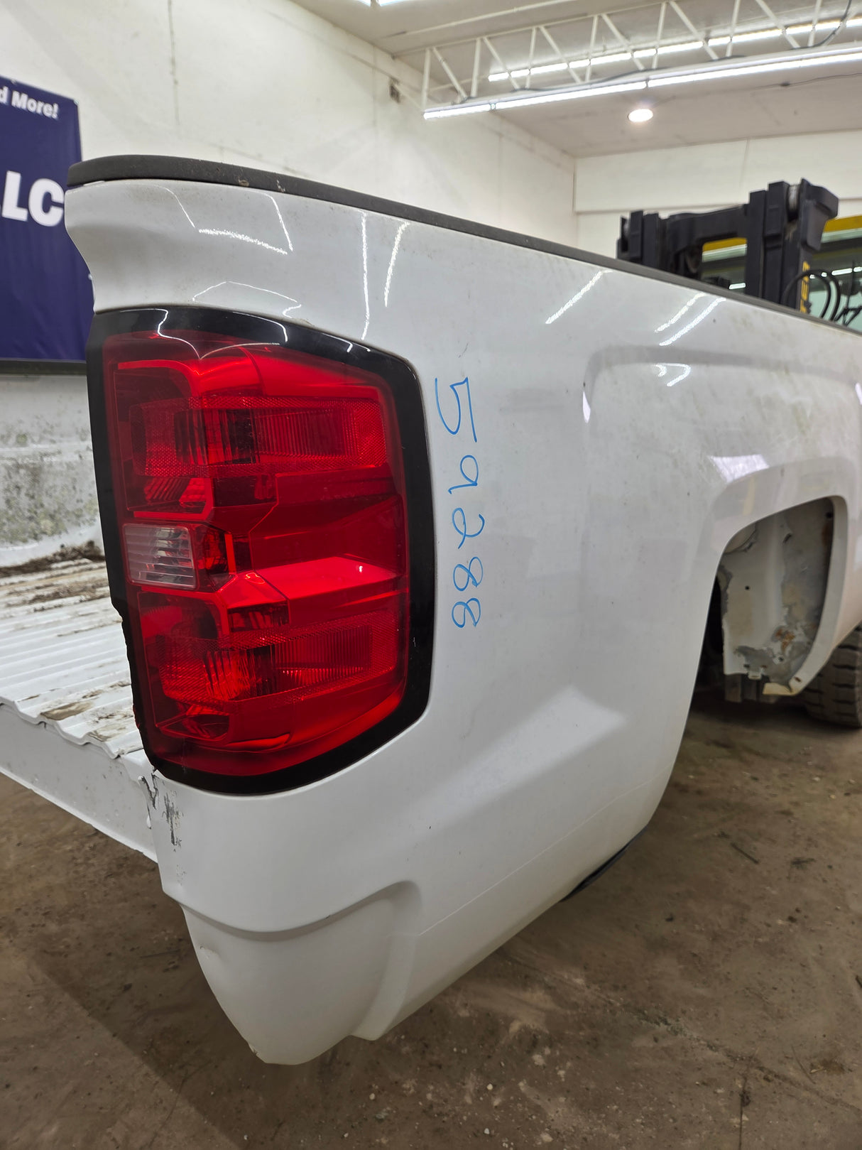 2014-2019 Chevrolet Silverado 1500 2500 3500 HD 8' Long Truck Bed