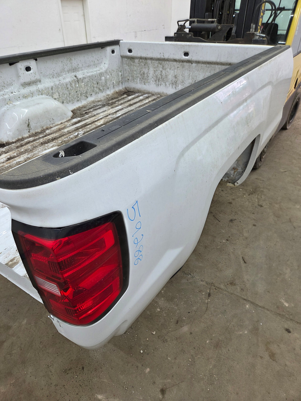 2014-2019 Chevrolet Silverado 1500 2500 3500 HD 8' Long Truck Bed