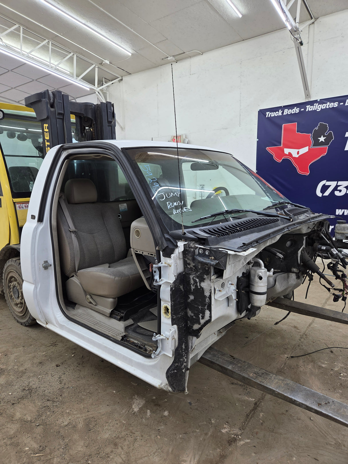 1999-2007 Chevrolet Silverado / GMC Sierra 1500 2500 HD 3500HD Regular Cab Body