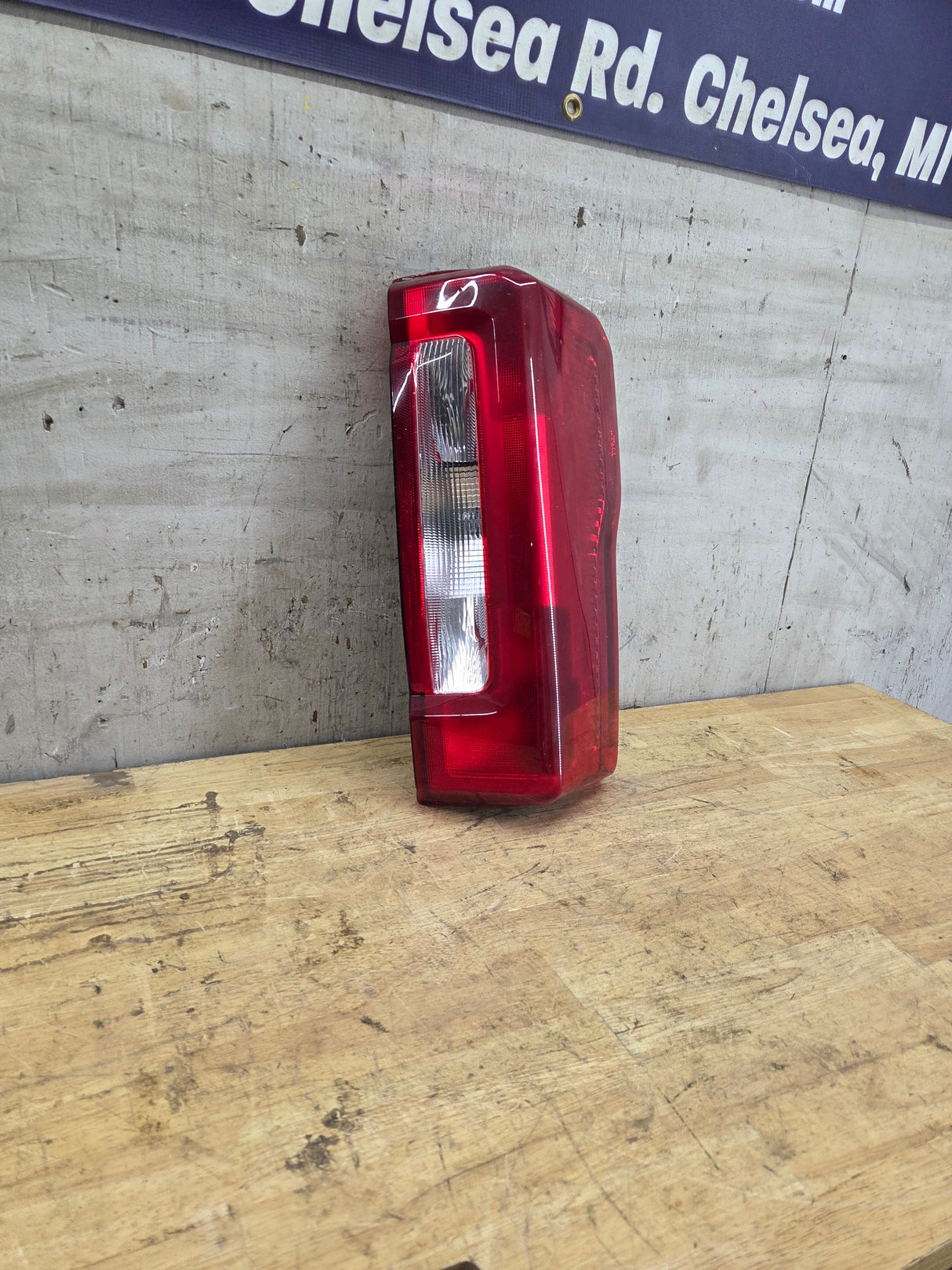 2023-2026 Ford Super Duty F250 F350 F450 F550 OEM RH Passenger Side Tail Light PC3B-13B504-A