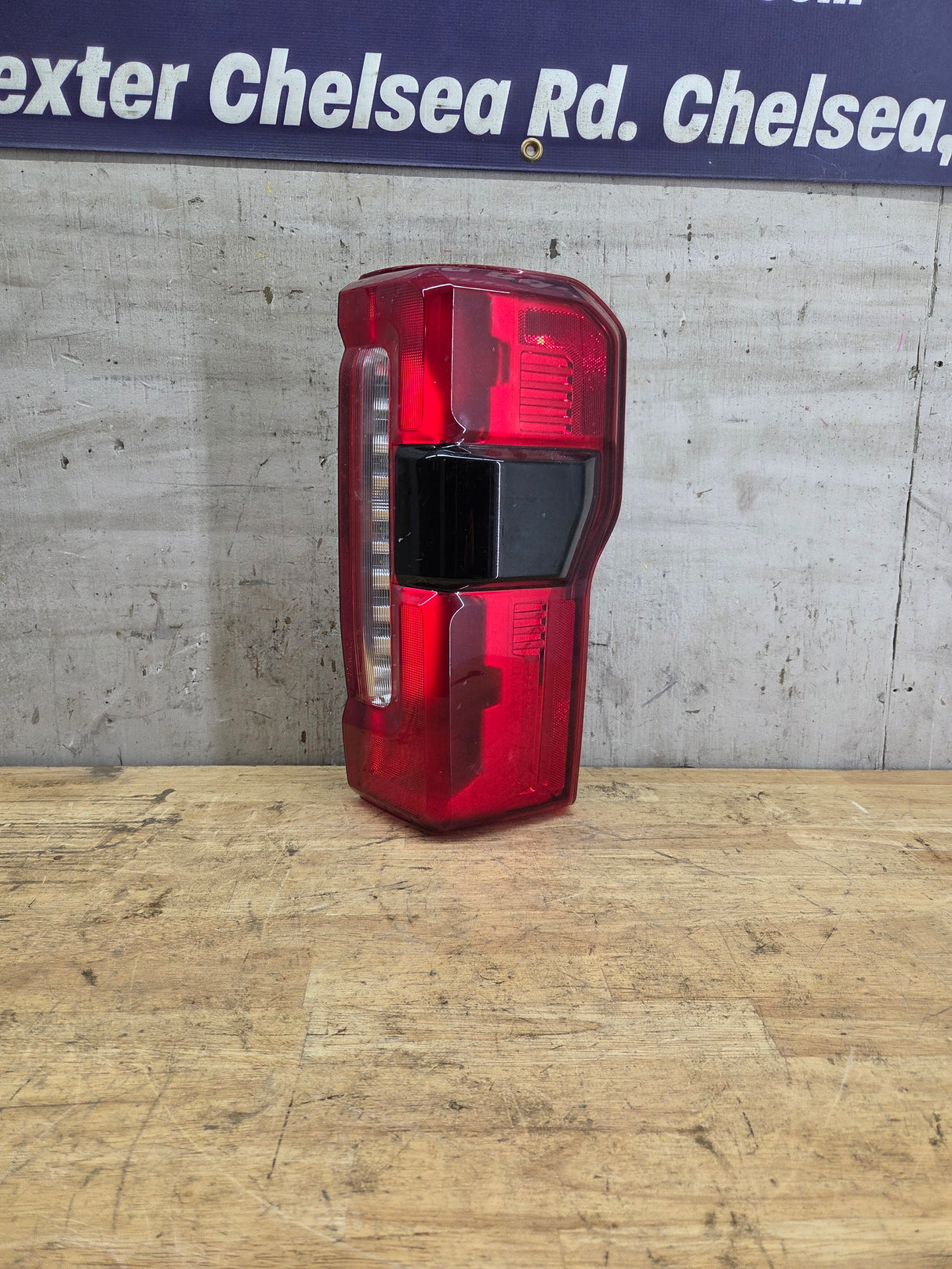 2023-2026 Ford Super Duty F250 F350 RH Incandescent Passenger Side Tail Light With Bliss PC3B-13B504-BJ