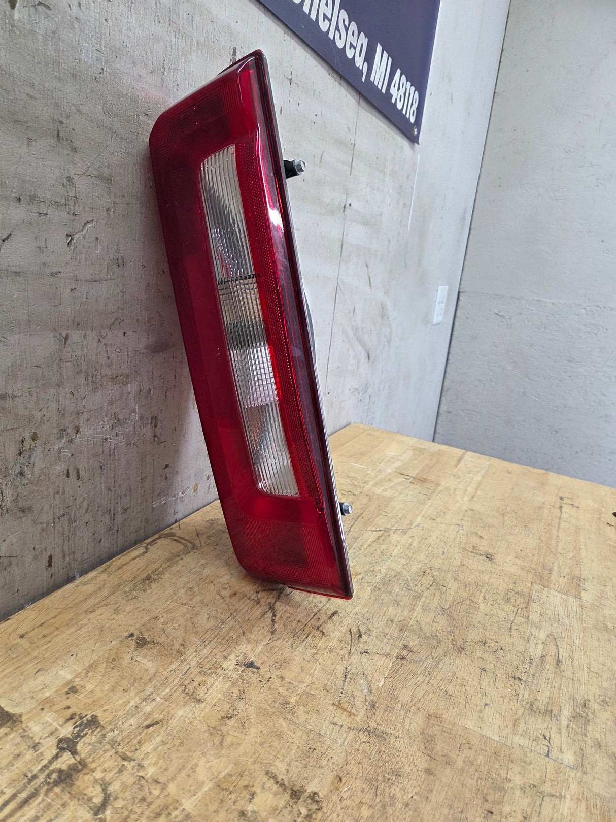2023-2026 Ford Super Duty Driver Side Tail Light PC3B-13B505-AG F250 F350 F450 F550