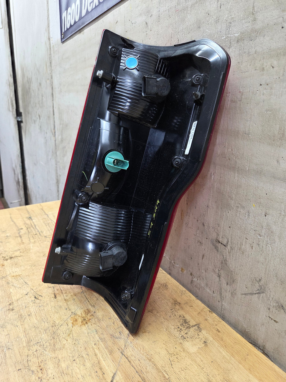 2023-2026 Ford Super Duty Driver Side Tail Light PC3B-13B505-AG F250 F350 F450 F550