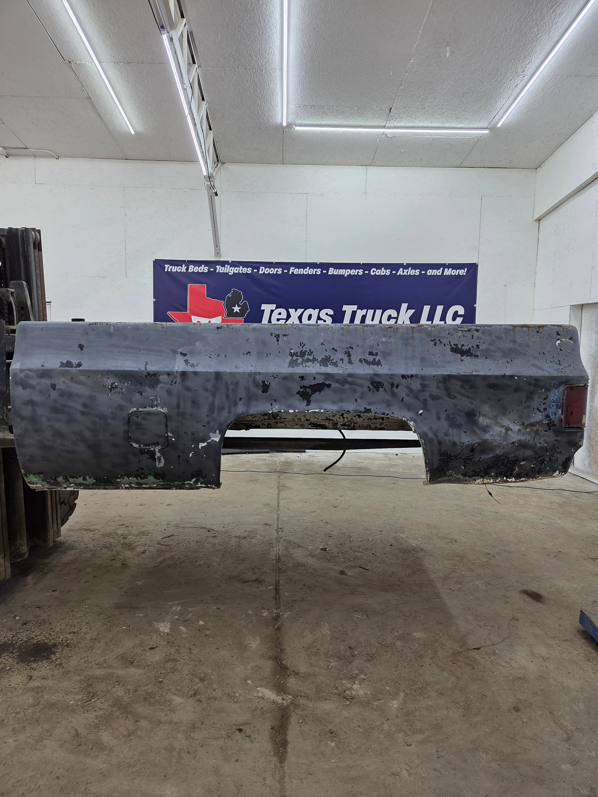 1979-1987 Chevrolet / GMC Square Body 8' Long Bed C10 C15 C20 C25 C35 K10 K15 K20 K25 K35