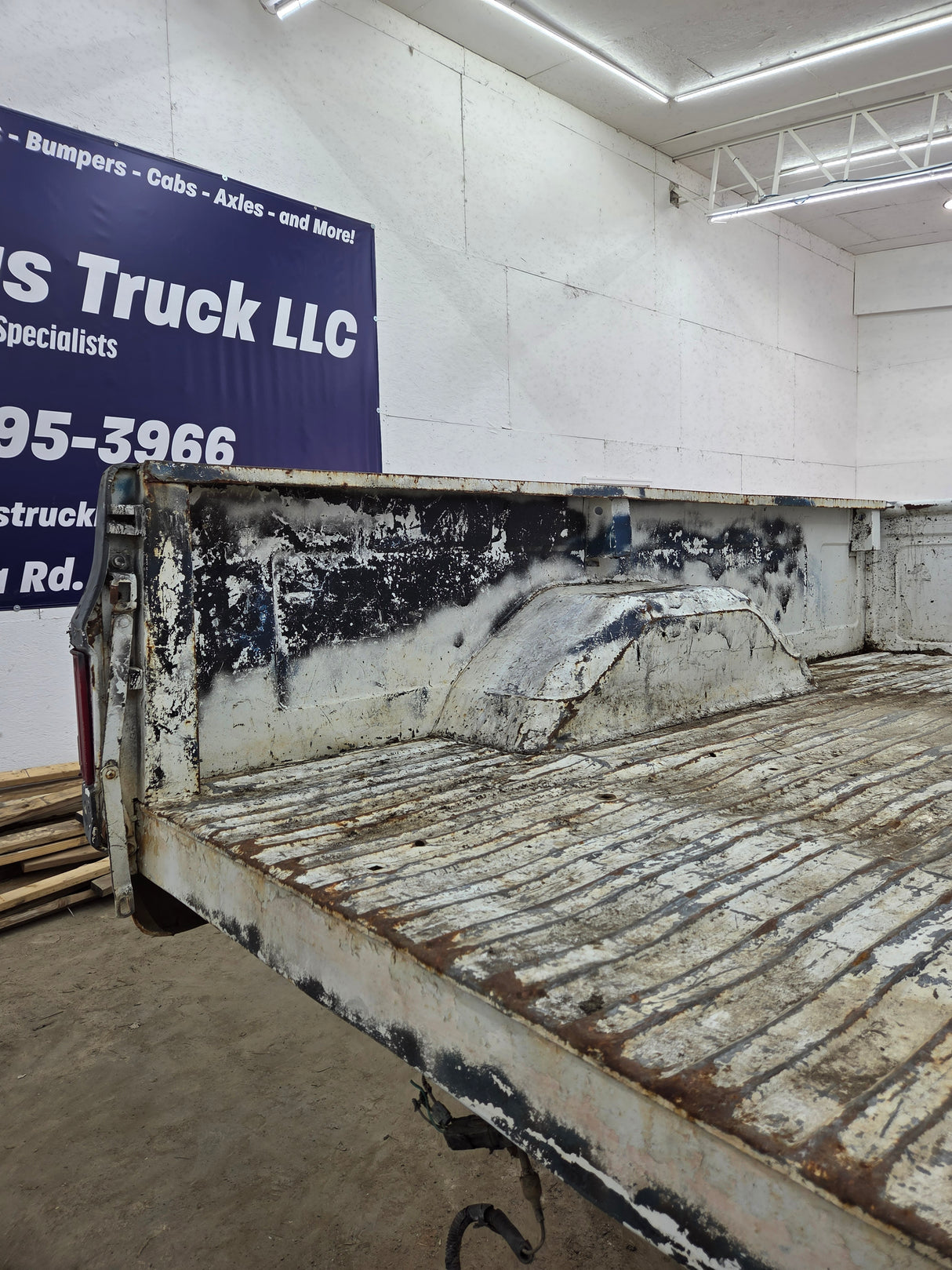 1979-1987 Chevrolet / GMC Square Body 8' Long Bed C10 C15 C20 C25 C35 K10 K15 K20 K25 K35