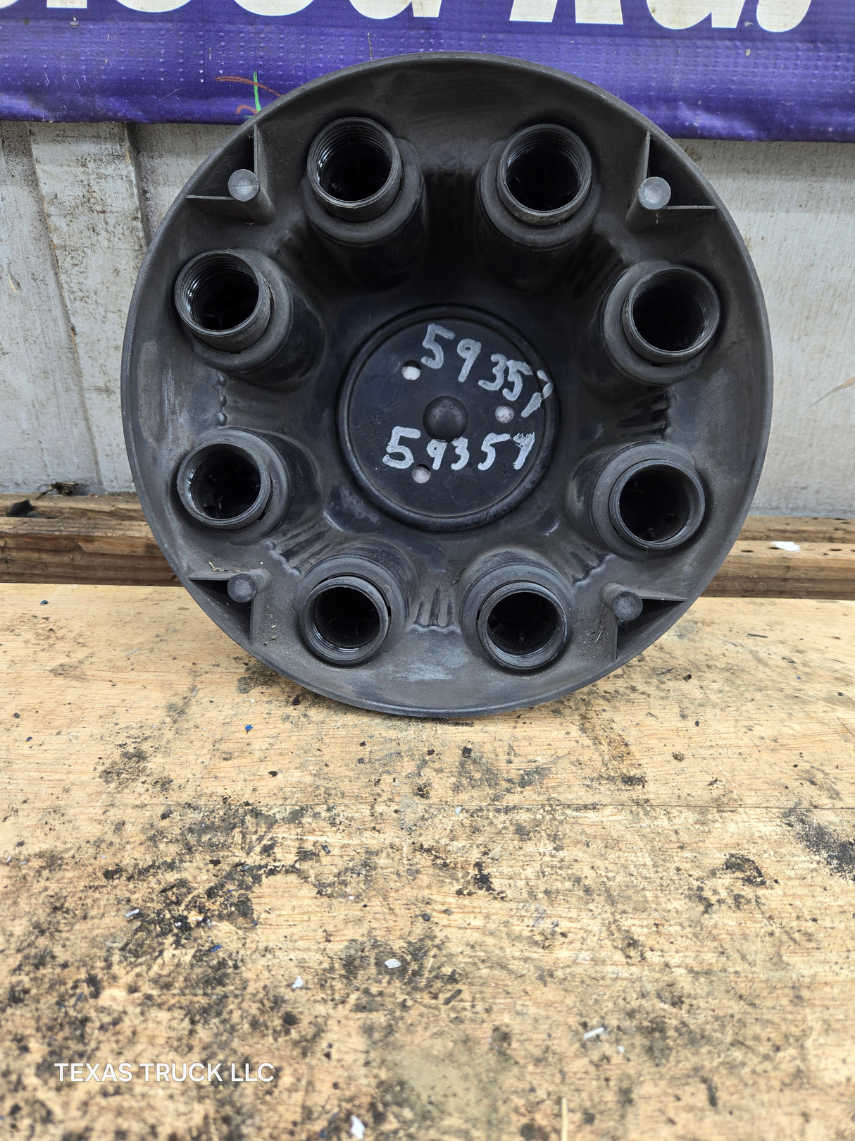 1999-2006 OEM Chevrolet Silverado 8 Lug Wheel Center Hub Cap Lug Cover