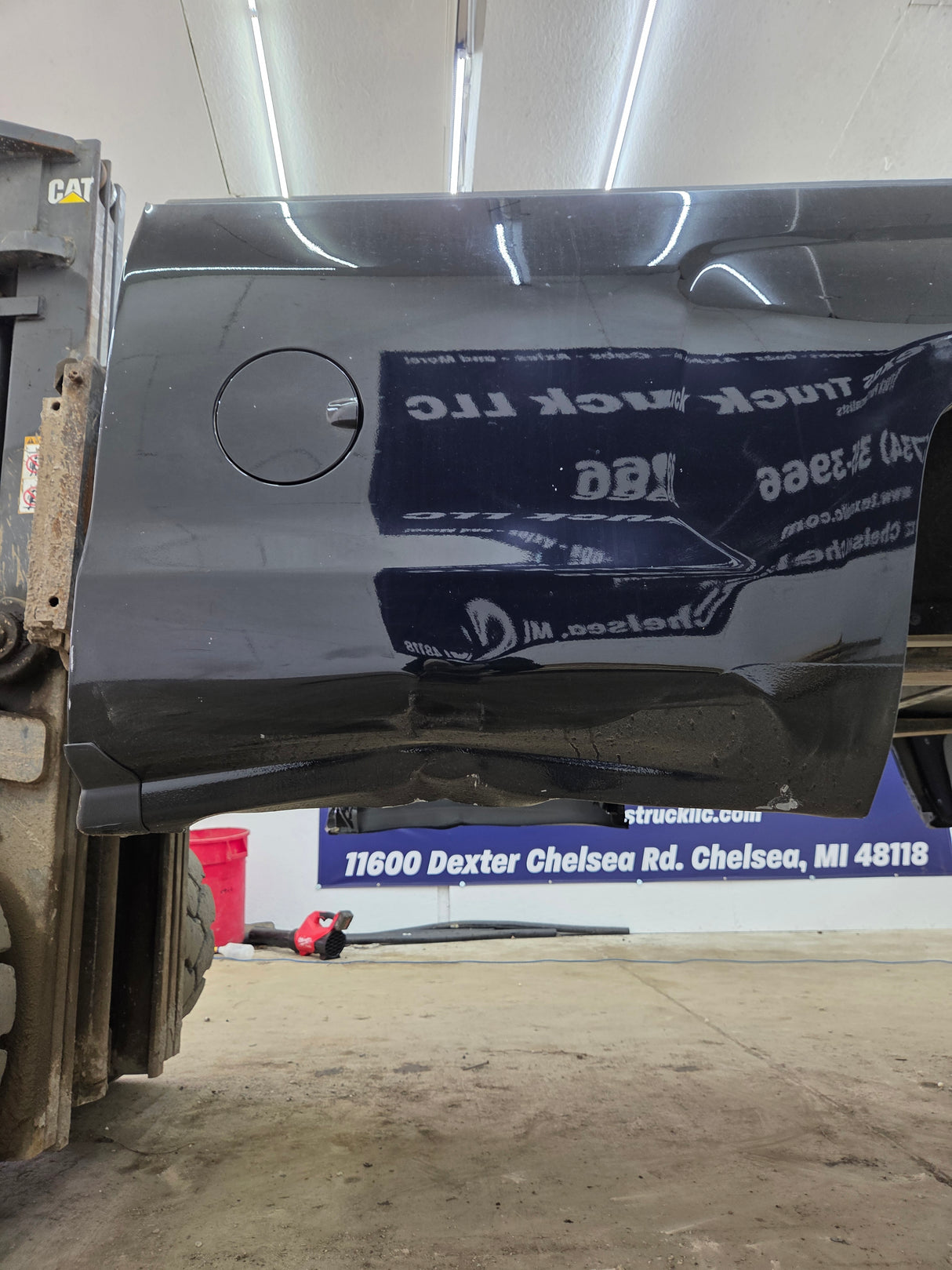 2014-2019 Chevrolet Silverado 1500 2500HD 3500HD 8' Long Truck Bed