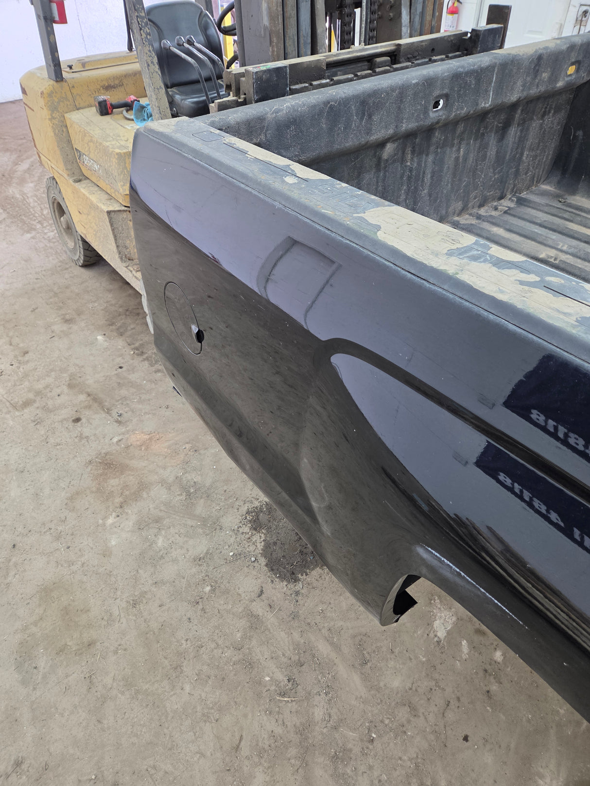 2014-2019 Chevrolet Silverado 1500 2500HD 3500HD 8' Long Truck Bed