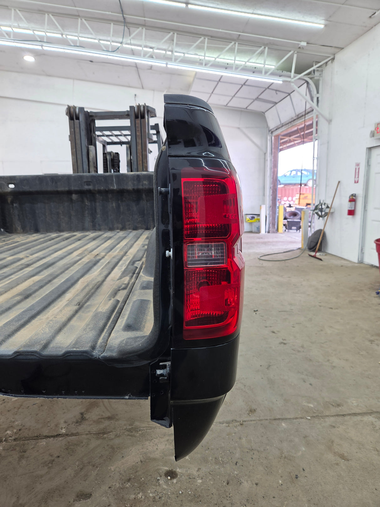 2014-2019 Chevrolet Silverado 1500 2500HD 3500HD 8' Long Truck Bed