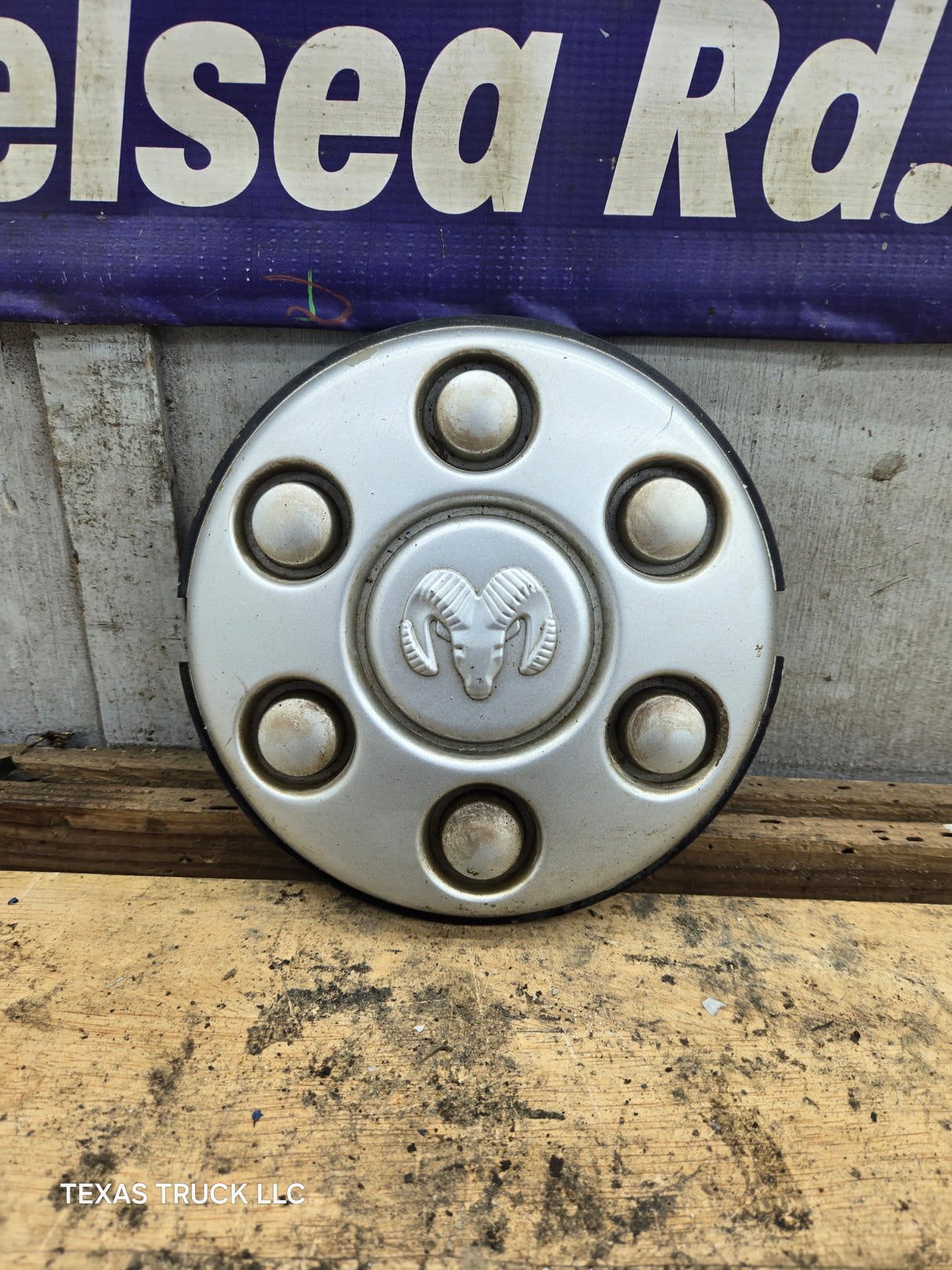 1991-1993 Dodge Dakota OEM Center Wheel Cap Hub Cap 52006106