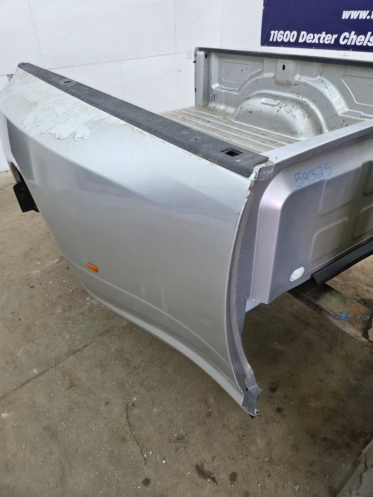 2009-2018 Dodge Ram 3500 4500 4th Gen Dually 8' Truck Truck Bed