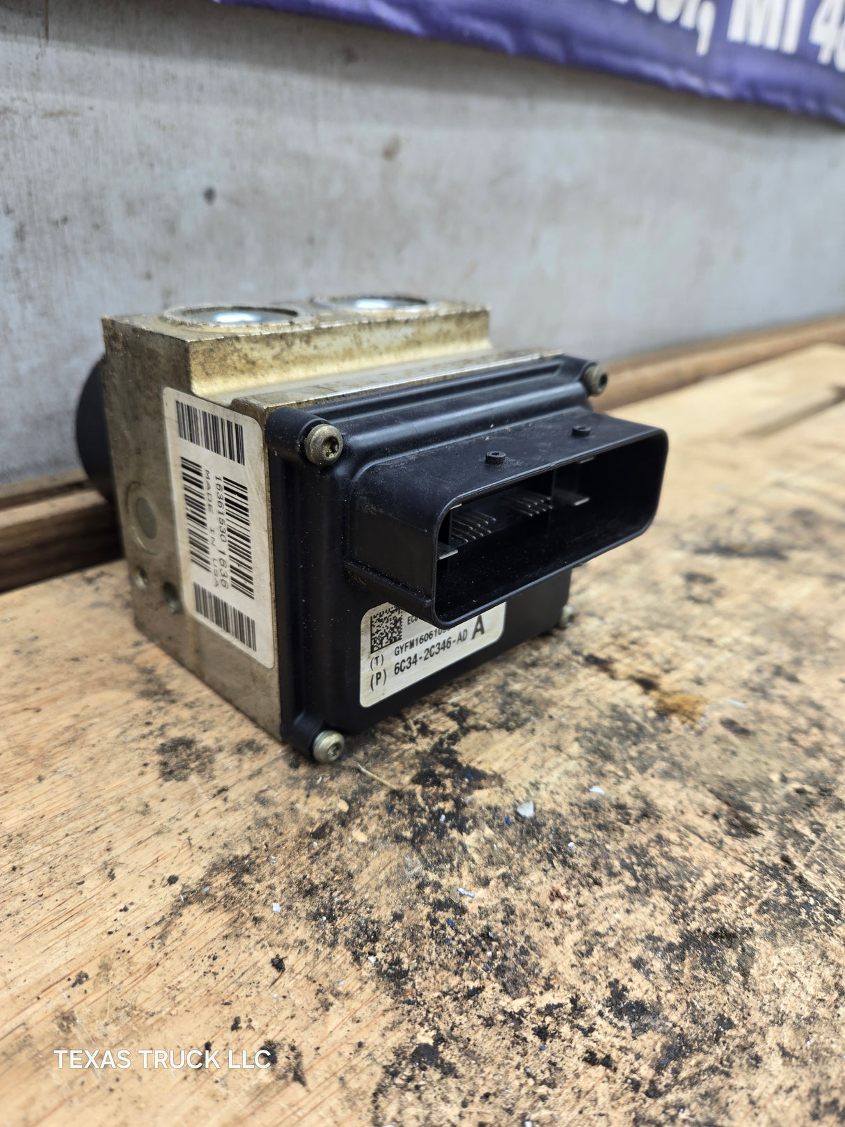 2005-2007 Ford Super Duty F250 F350 ABS Pump Module Control Assembly 6C34-2C346-AD