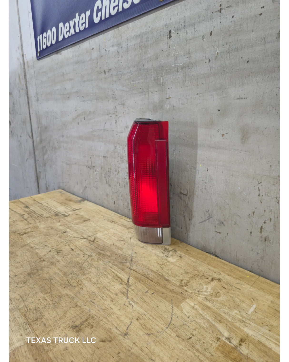 1987-1989 Ford Driver Side Tail Light F150 F250
