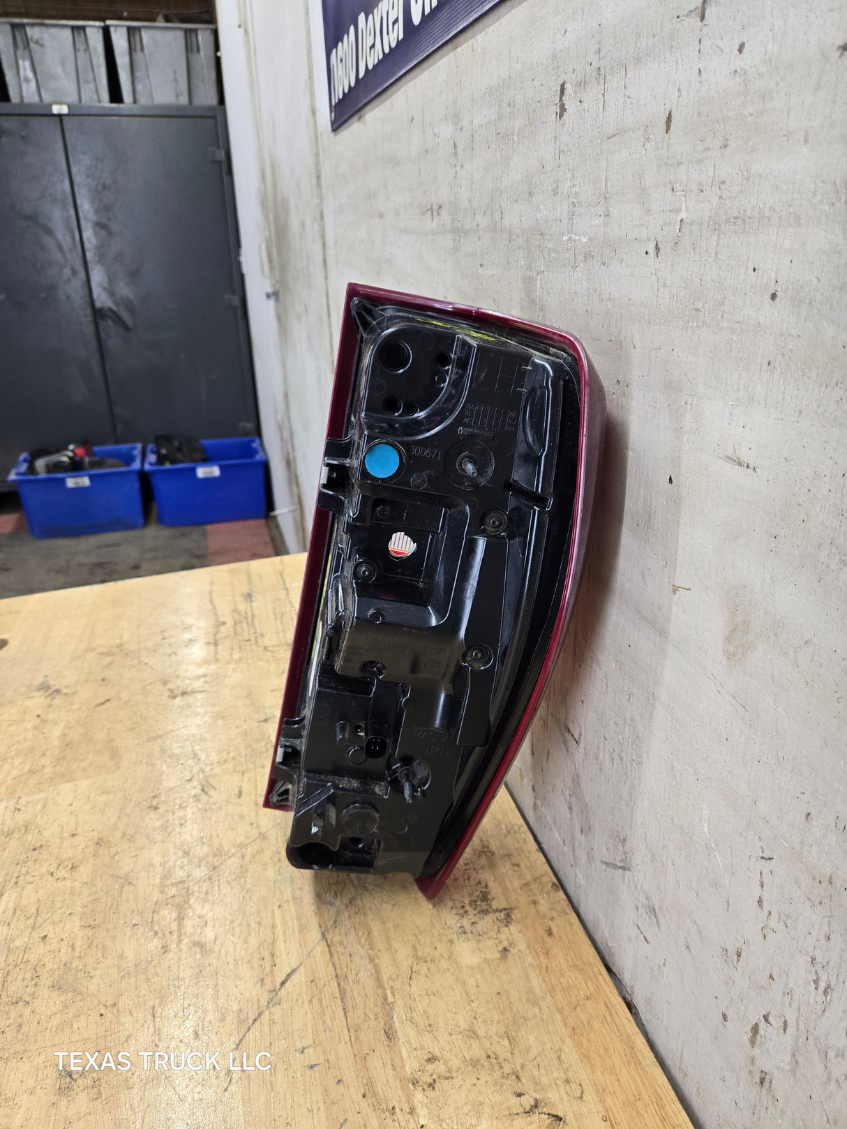 2020-2026 Chevy Silverado 3500HD Dually Driver Side Tail Light 85588321