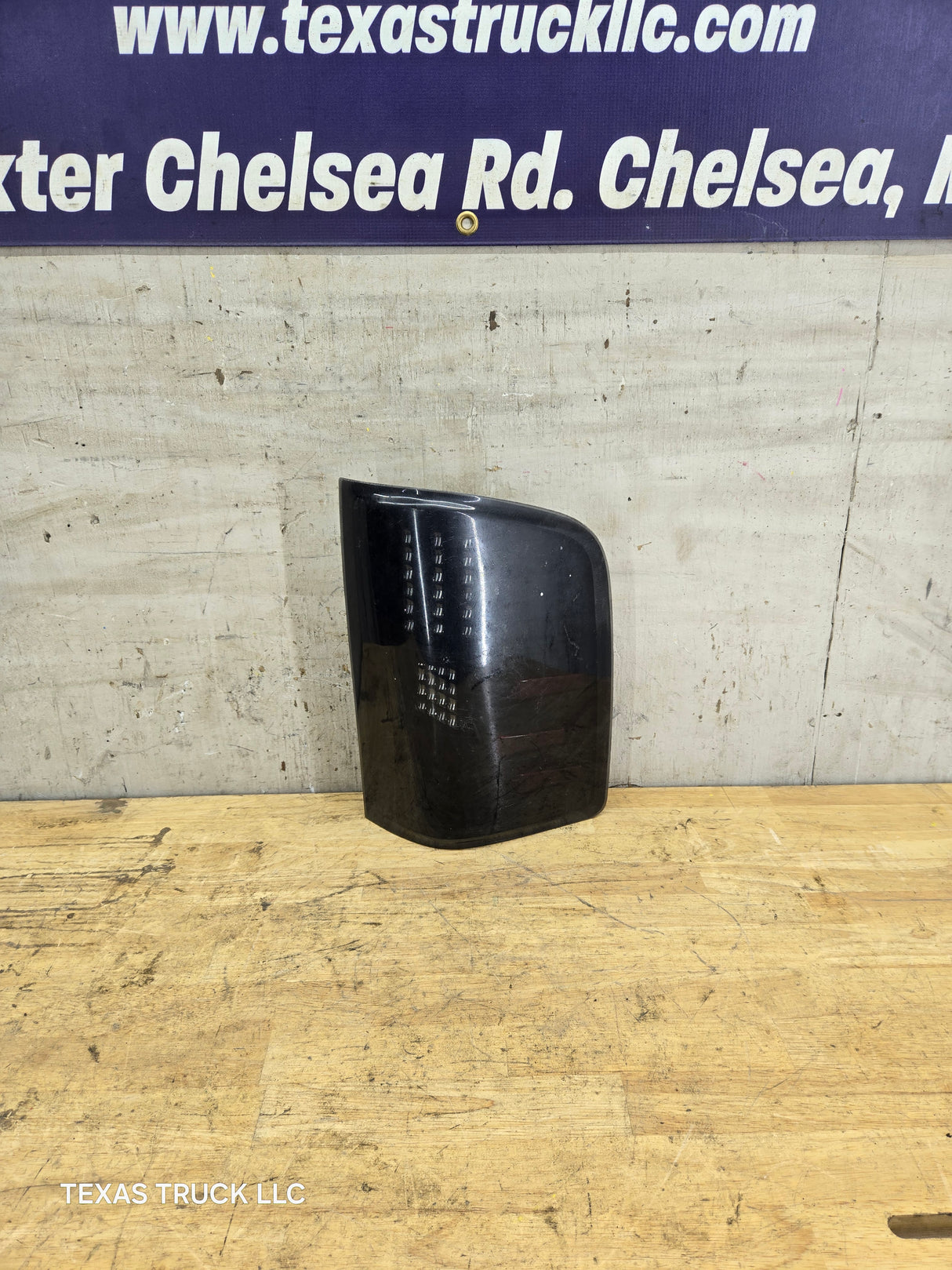 2007-2013 Chevrolet Silverado Passenger Side LED Tail Light
