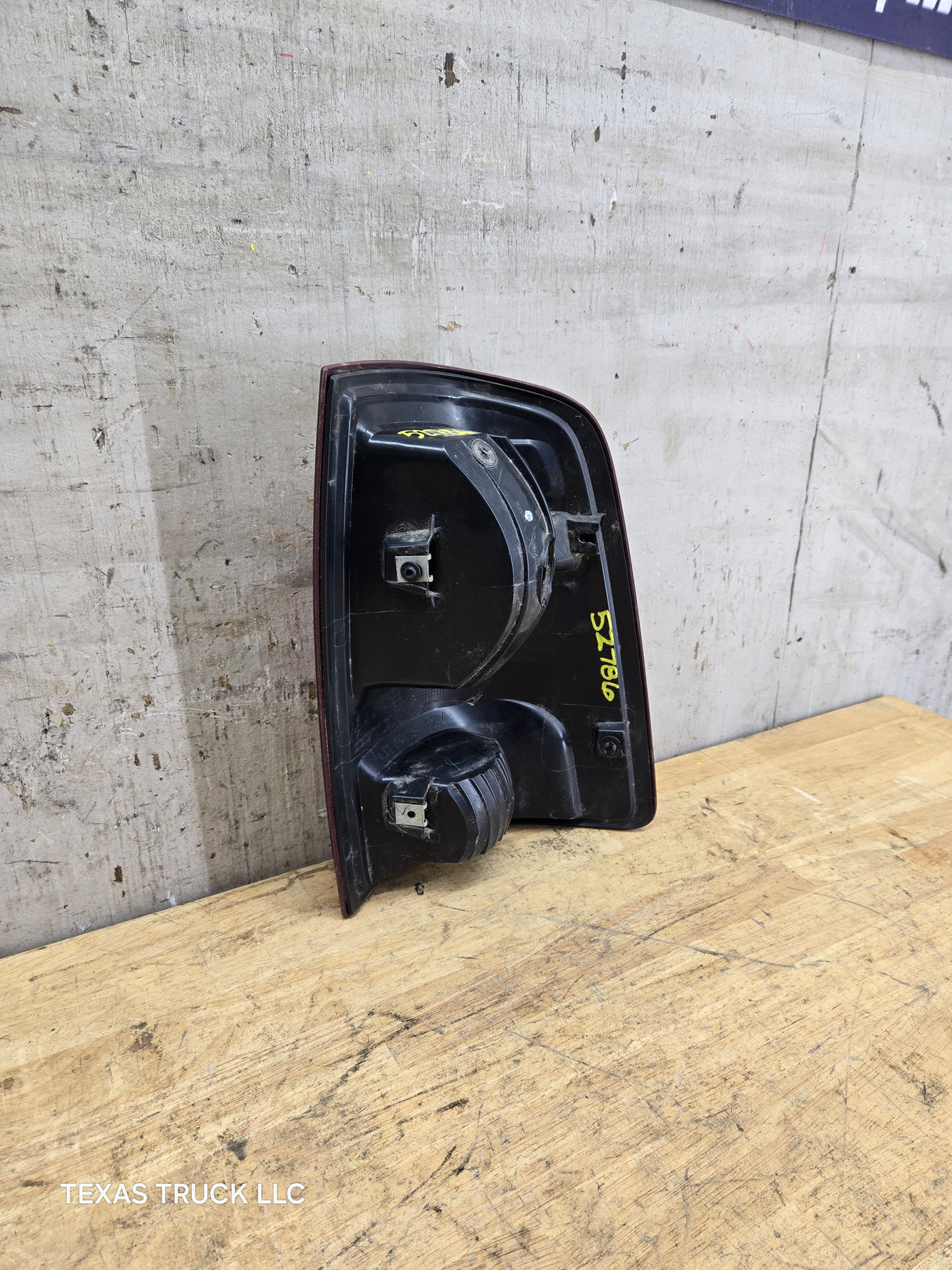 2009-2018 Dodge Ram Driver Side Tail Light 55277415AB