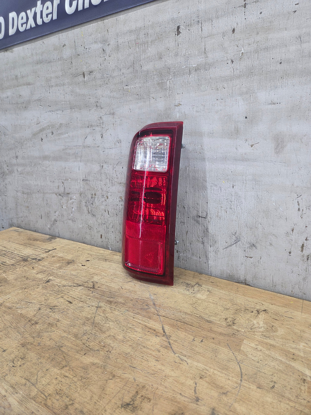 2008-2016 Ford Super Duty Driver Side Tail Light F250 F350 F450 F550