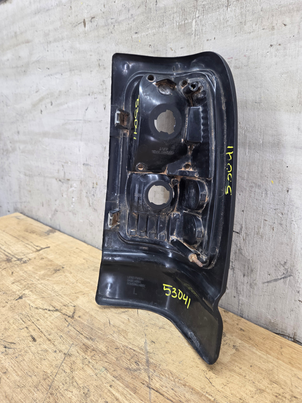 1994-2002 Dodge Ram 2nd Gen Driver Side Tail Light 1500 2500 3500