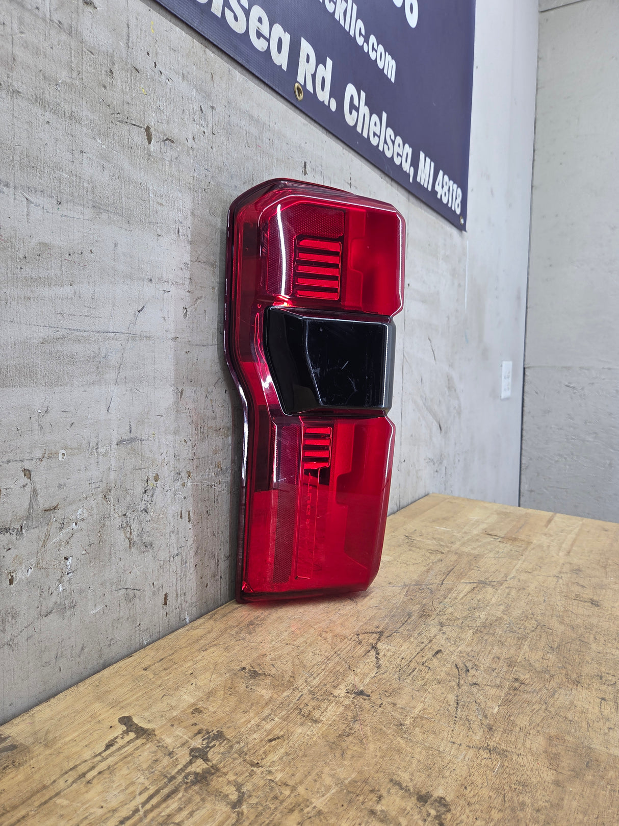2023-2026 Ford Super Duty Driver Side Tail Light W/Bliss PC3B-13B505-BJ F250 F350 F450
