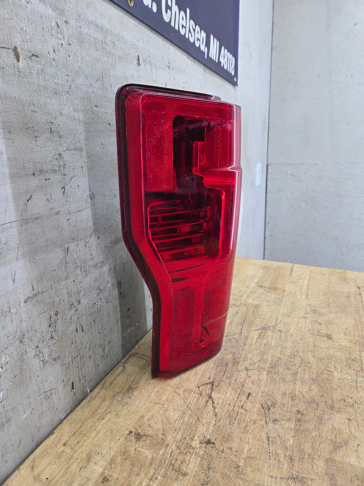 2020-2022 Ford Super Duty Driver Side Tail Light Halogen LC3B-13B505-AD