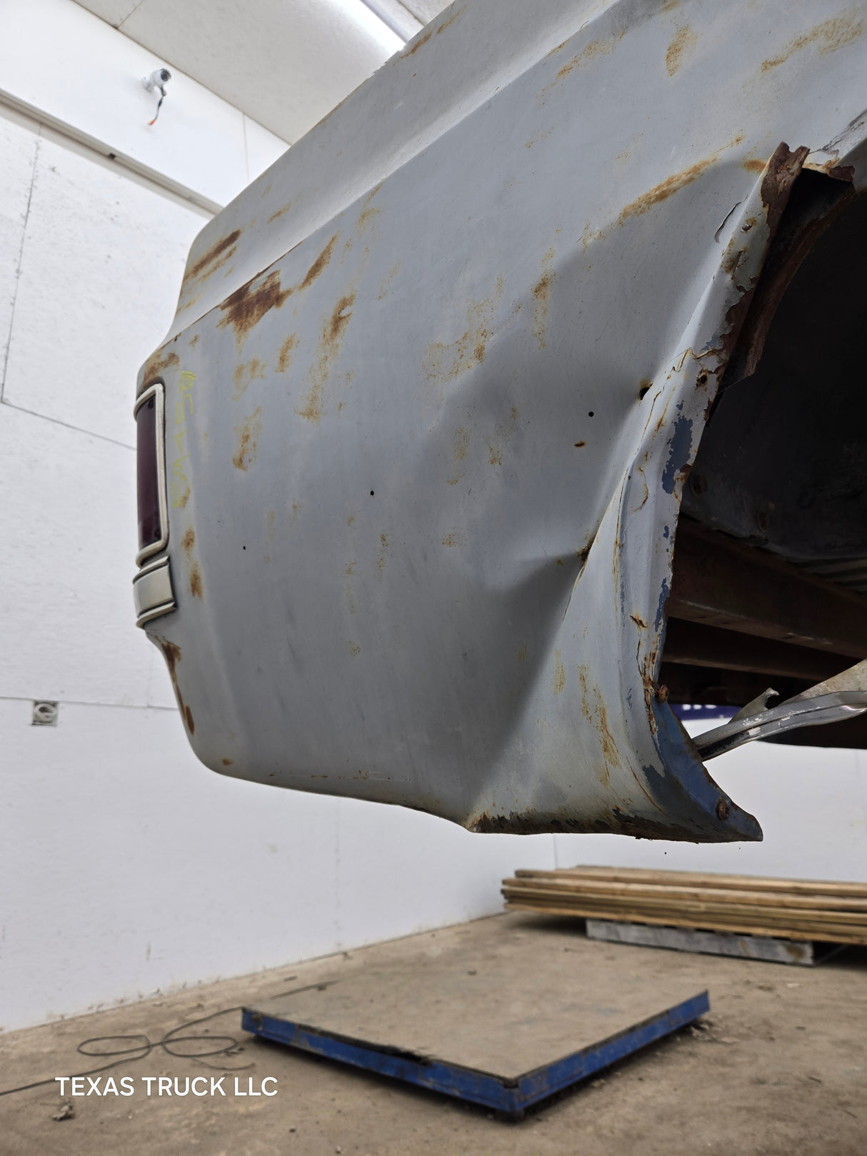 1979-1987 Chevrolet / GMC Square Body 8' Long Bed C10 C15 C20 C25 C35 K10 K15 K20 K25 K35