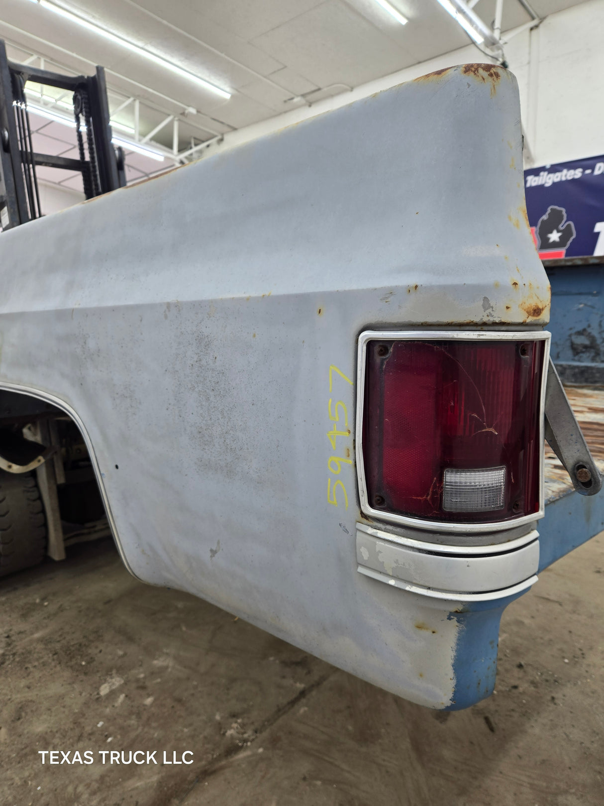 1979-1987 Chevrolet / GMC Square Body 8' Long Bed C10 C15 C20 C25 C35 K10 K15 K20 K25 K35
