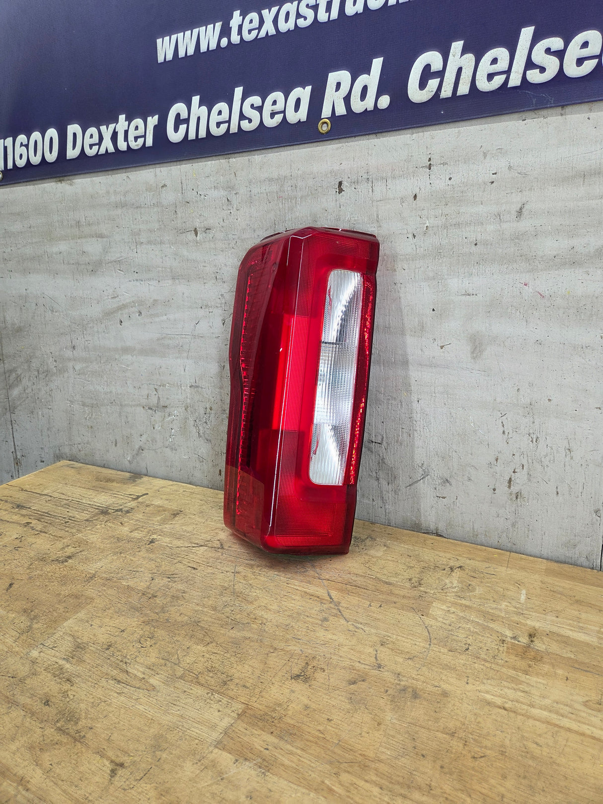 2023-2026 Ford Super Duty Driver Side Tail Light PC3B-13B505-AF F250 F350 F450 F550