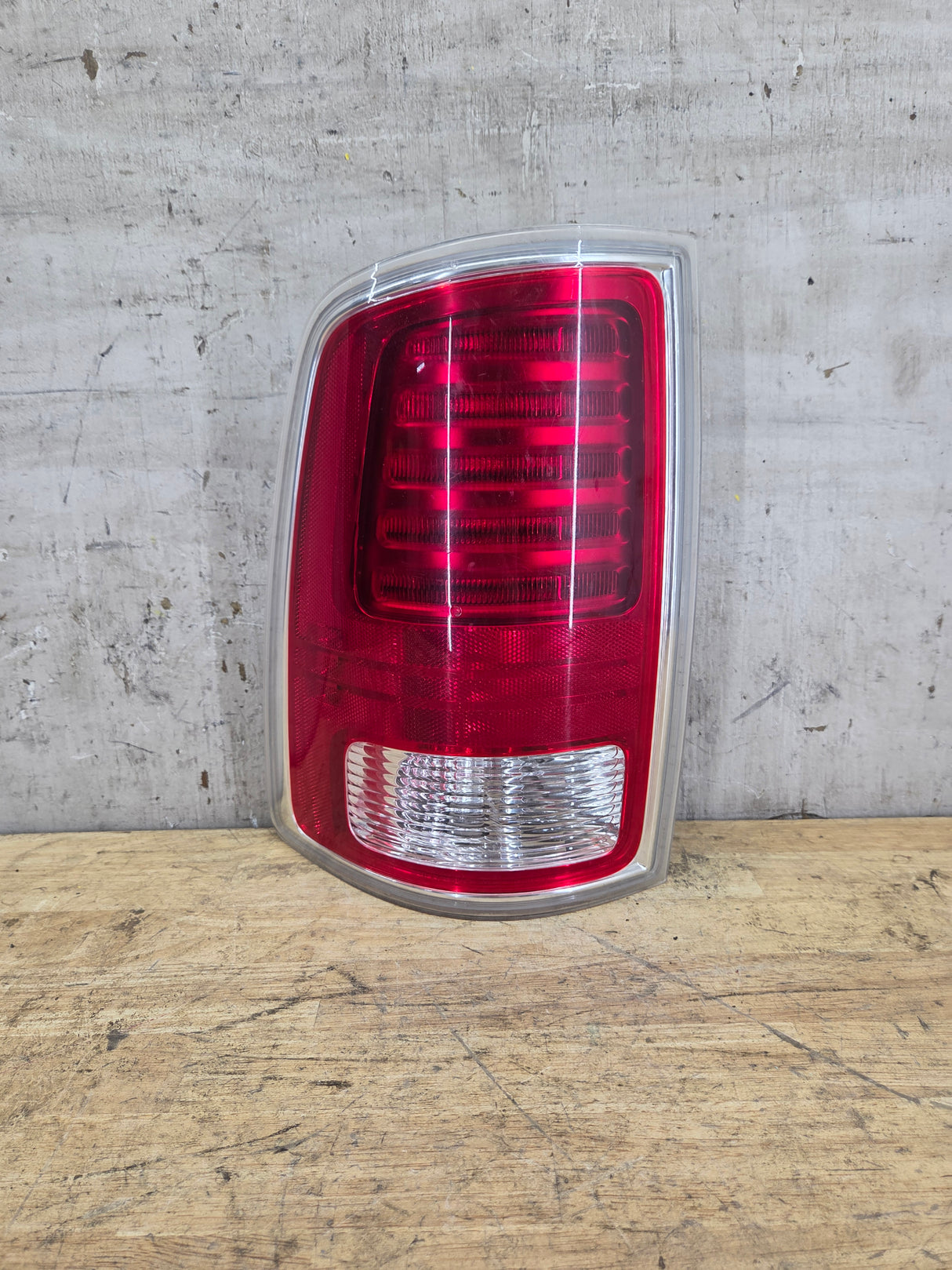 2013-2018 Dodge Ram 4th Gen 1500 2500 3500 LH Driver Side Tail Light