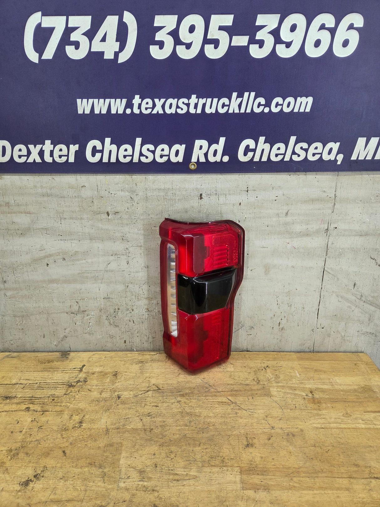2023-2026 Ford Super Duty Passenger Side Tail Light W/Bliss PC3B-13B504-BJ F250 F350 F450