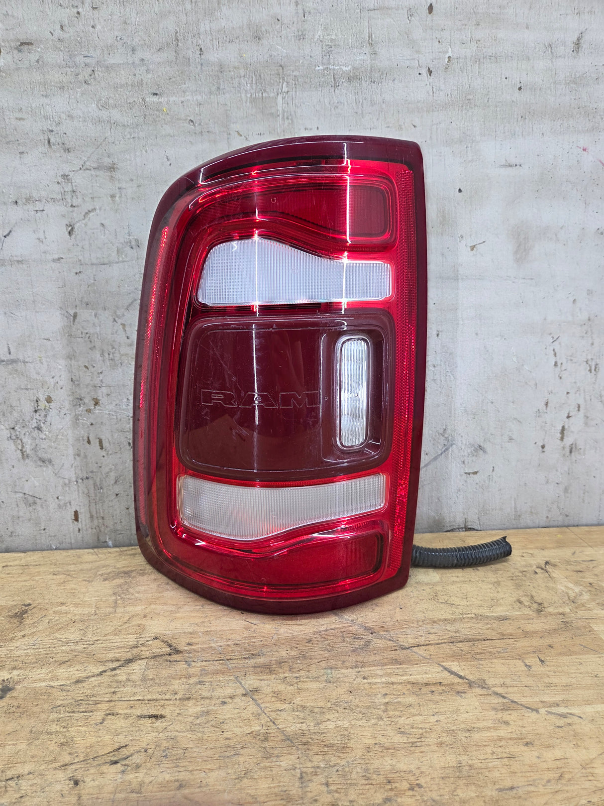 2019-2024 Dodge Ram Driver Side LED Tail Light W/O BSS 68361717AD 2500 3500