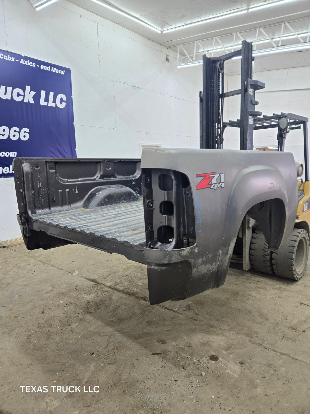 2007-2013 GMC Sierra 1500 5' 8" Short Truck Bed