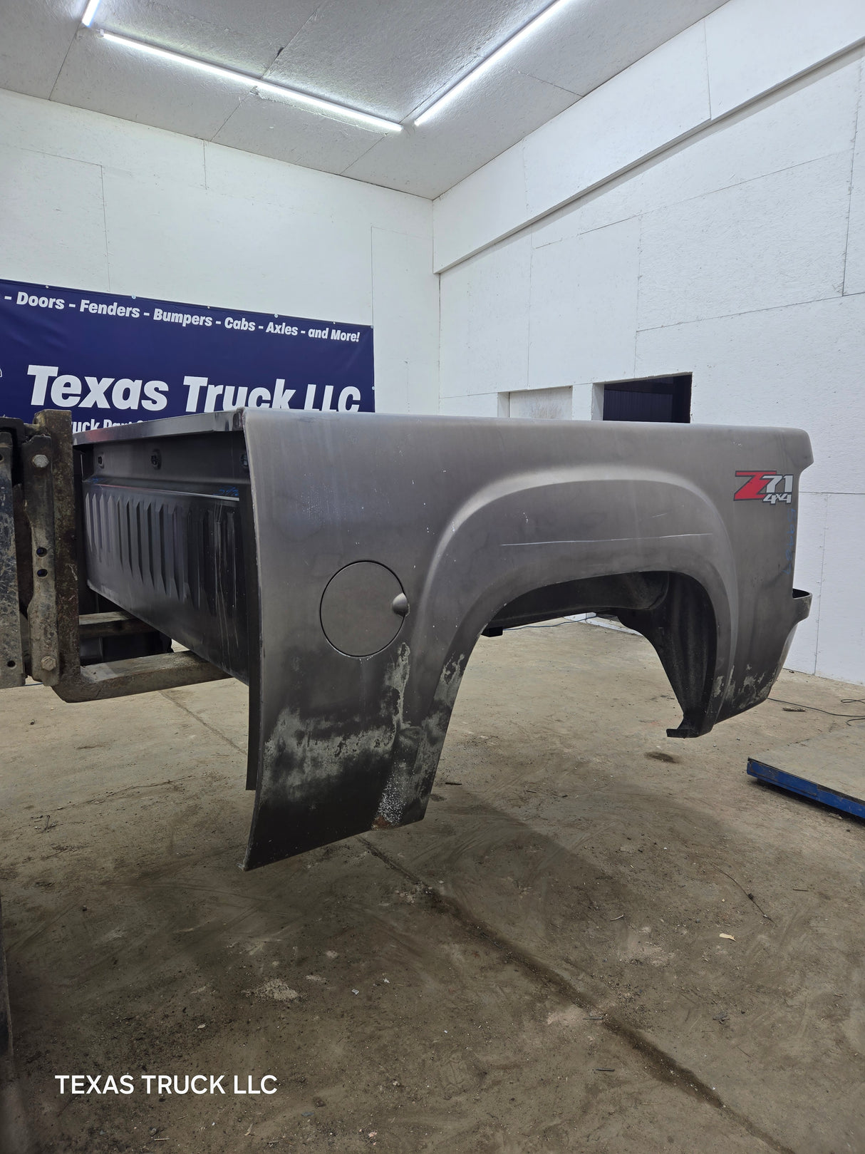 2007-2013 GMC Sierra 1500 5' 8" Short Truck Bed