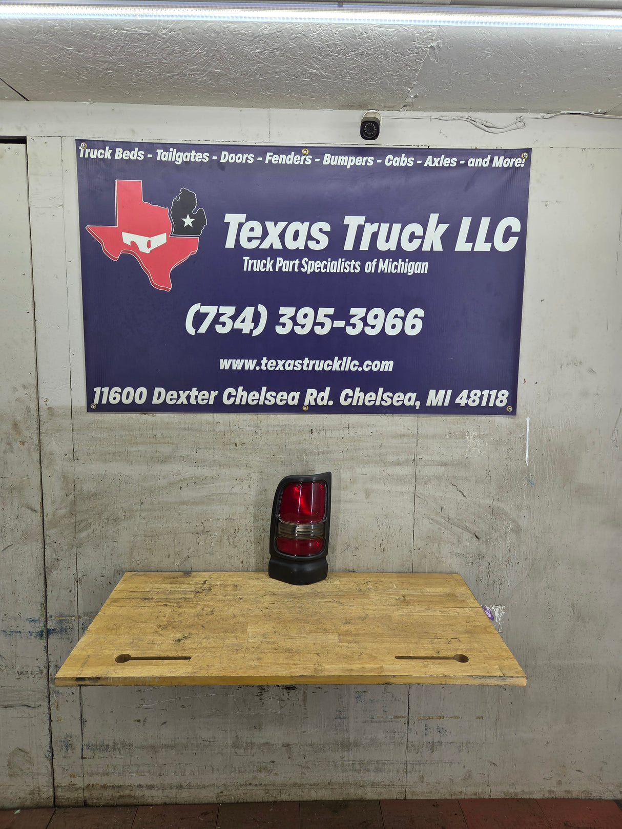 1994-2002 Dodge Ram 2nd Gen Driver Side Tail Light 1500 2500 3500