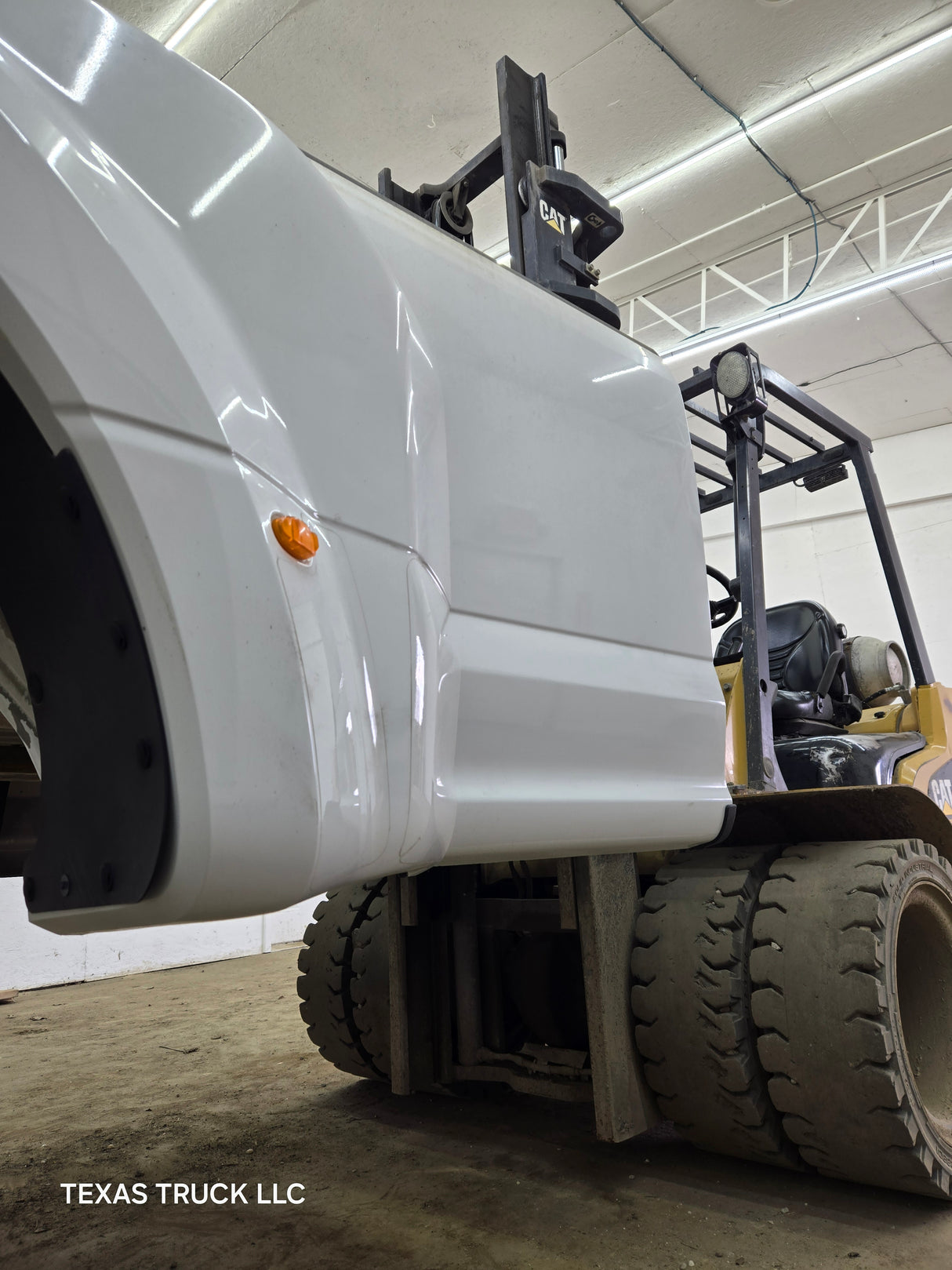 2017-2022 Ford Super Duty F350 F450 F550 8' Dually Bed - Oxford White