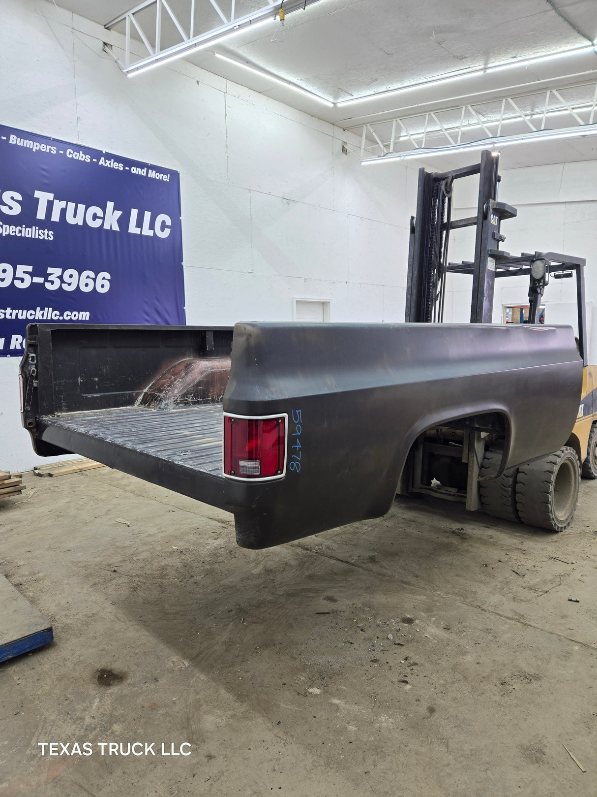 1979-1987 Chevrolet / GMC Square Body 8' Long Bed C10 C15 C20 C25 C35 K10 K15 K20 K25 K35