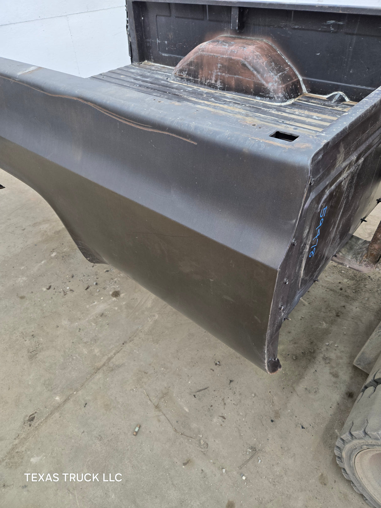1979-1987 Chevrolet / GMC Square Body 8' Long Bed C10 C15 C20 C25 C35 K10 K15 K20 K25 K35
