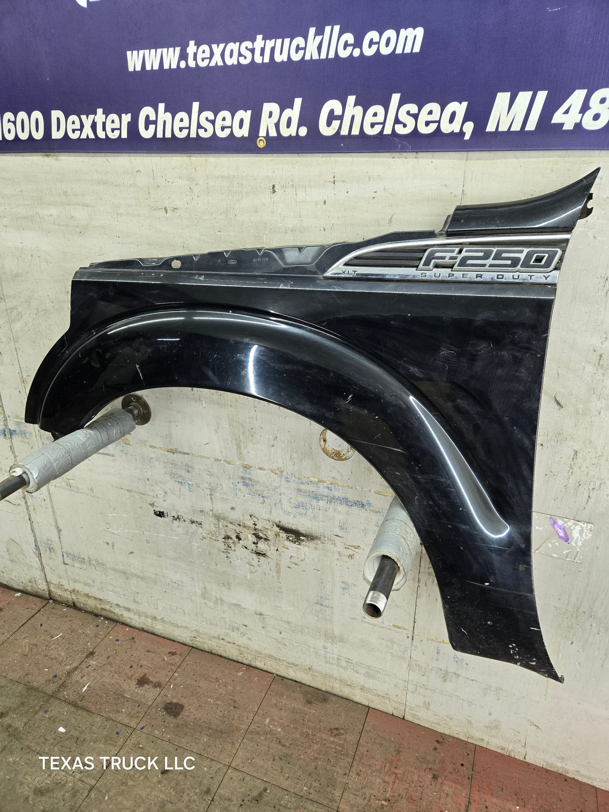 2011-2016 Ford Super Duty F250 F350 LH Driver Side Front Fender