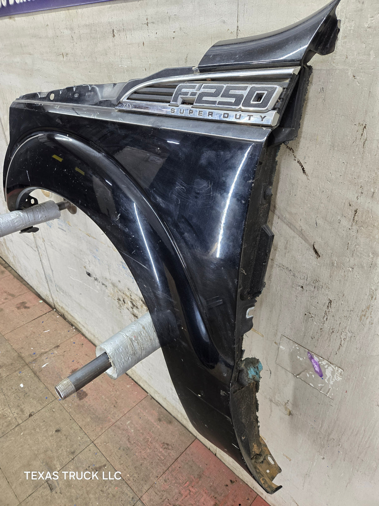 2011-2016 Ford Super Duty F250 F350 LH Driver Side Front Fender